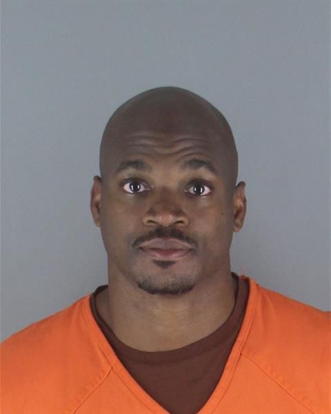 Former Minnesota Vikings star running back Adrian Peterson was arrested early Friday morning on suspicion of driving while impaired (DWI) in Hennepin County, Minnesota. The 40-year-old was booked into the county jail at approximately 5:15 a.m. by the Minnesota State Patrol and is facing a misdemeanor charge of fourth-degree DWI. t)