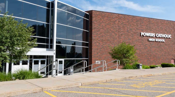 Flushing, MI – The Heartfelt Loss of Mya Hoberg: A Community Mourns