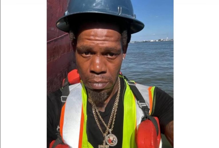 NEW ORLEANS, La. (Westbank) — Urgent Search Underway for Missing Longshoreman Darius Clem