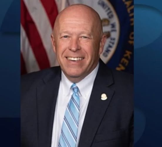 CLINTON, KY — April 30, 2025 — The community of Clinton and the broader legal and civic circles across Kentucky are mourning the sudden and tragic loss of Michael Stacy, a respected Commonwealth Attorney, who died in a fatal car crash on Tuesday afternoon.