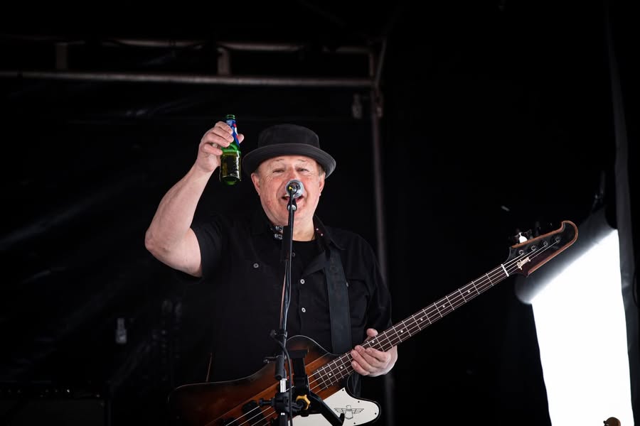 Richie Lea, Heartbeat of The Trash Tones, Dies Unexpectedly — Music World Mourns Irreplaceable Talent
